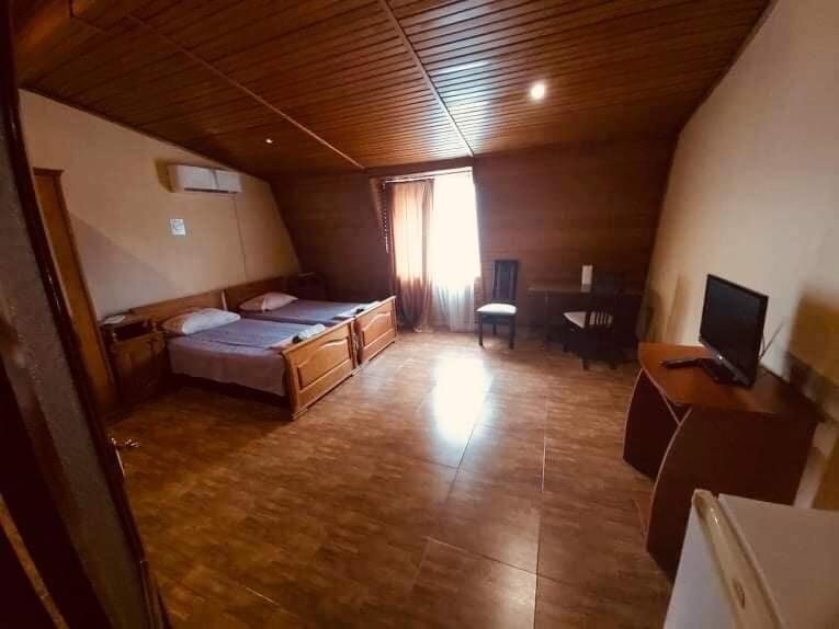 Hotel Ni&La 巴统 外观 照片