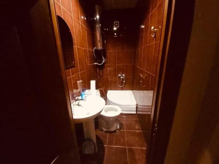 Hotel Ni&La 巴统 外观 照片